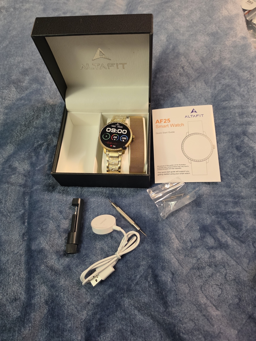 AF25 Women's Gold-Tone Smartwatch with Mesh Band